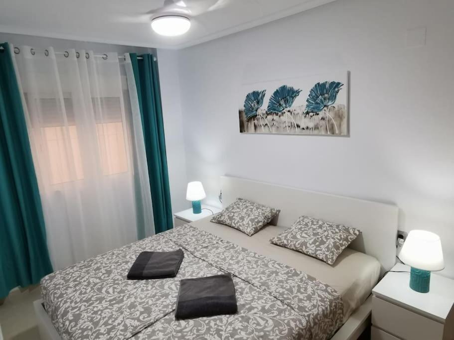 Apartamento Playa Cura Torrevieja Esterno foto